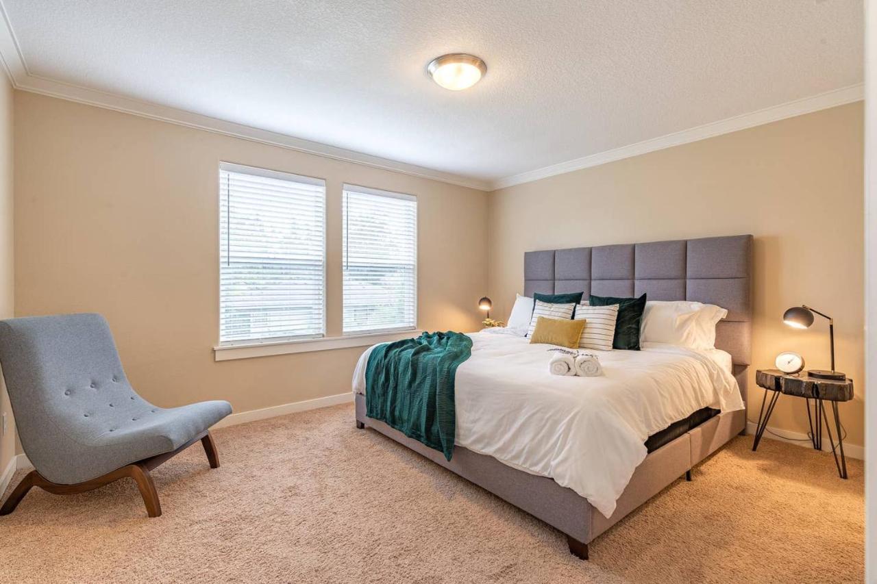 Modern Home, Four Bedrooms, King Beds Tigard Exterior foto